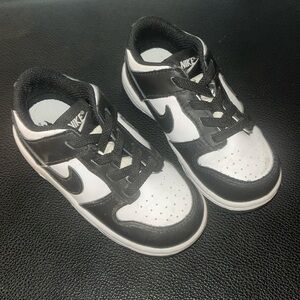 Nike Dunk Lows - Panda - Size 8C
